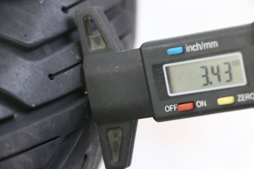 photo de OBRĘCZ PRZEDNIA SUZUKI BURGMAN 125 (2018 - 2021) - Zoom stanu zużycia