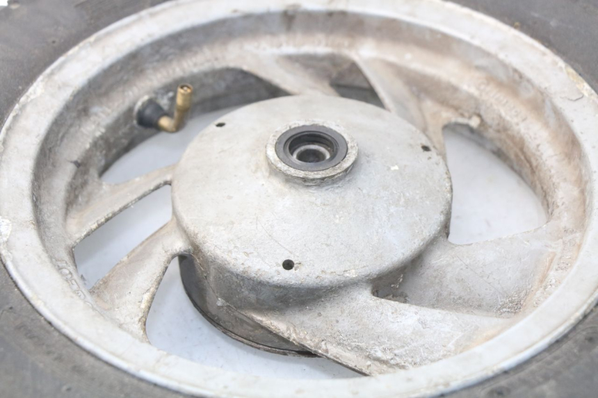 photo de OBRĘCZ PRZEDNIA PEUGEOT SX 80 (1986 - 1995) - Zoom stanu zużycia