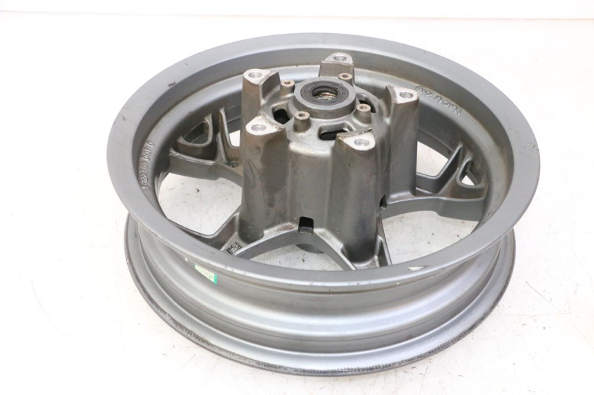 photo de OBRĘCZ PRZEDNIA APRILIA SXR 50 (2021 - 2023) - Struktura - zbliżenie