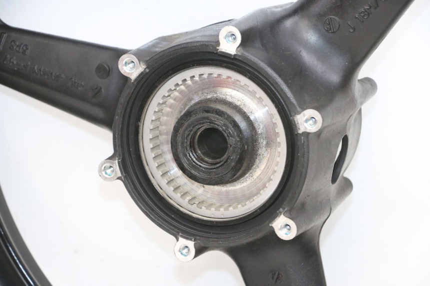 photo de OBRĘCZ PRZEDNIA YAMAHA TDM ABS 900 (2002 - 2014) - Struktura - zbliżenie