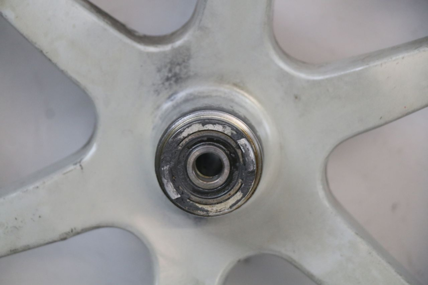 photo de OBRĘCZ PRZEDNIA SUZUKI UH BURGMAN 125 (2002 - 2006) - Inny kąt widzenia