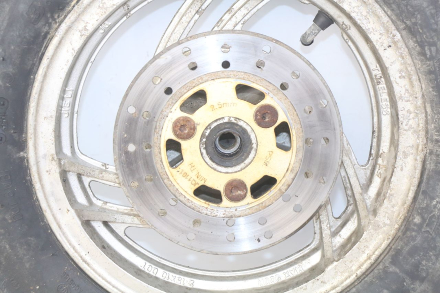 photo de OBRĘCZ PRZEDNIA PEUGEOT V-CLIC VCLIC 50 (2007 - 2013) - Widok z bliska