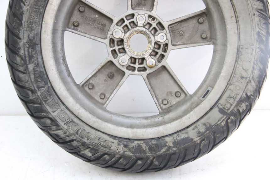 photo de OBRĘCZ PRZEDNIA PIAGGIO VESPA GRANTURISMO 125 (2003 - 2007) - Zbliżenie techniczne