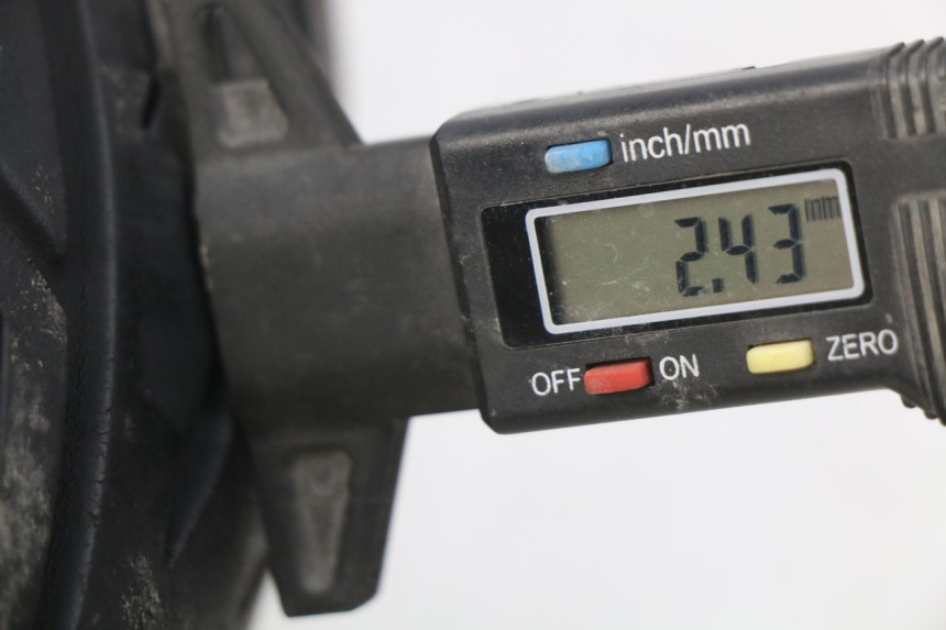 photo de OBRĘCZ PRZEDNIA PIAGGIO VESPA GTS IGET ABS 125 (2017 - 2023) - Szczegół części