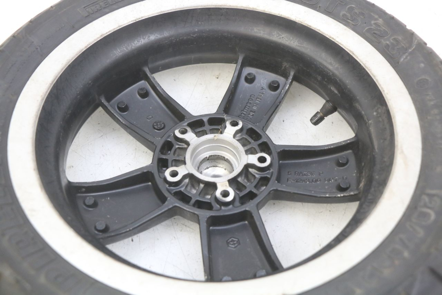 photo de OBRĘCZ PRZEDNIA PIAGGIO VESPA GTS SUPER IE 125 (2009 - 2016) - Zoom stanu zużycia