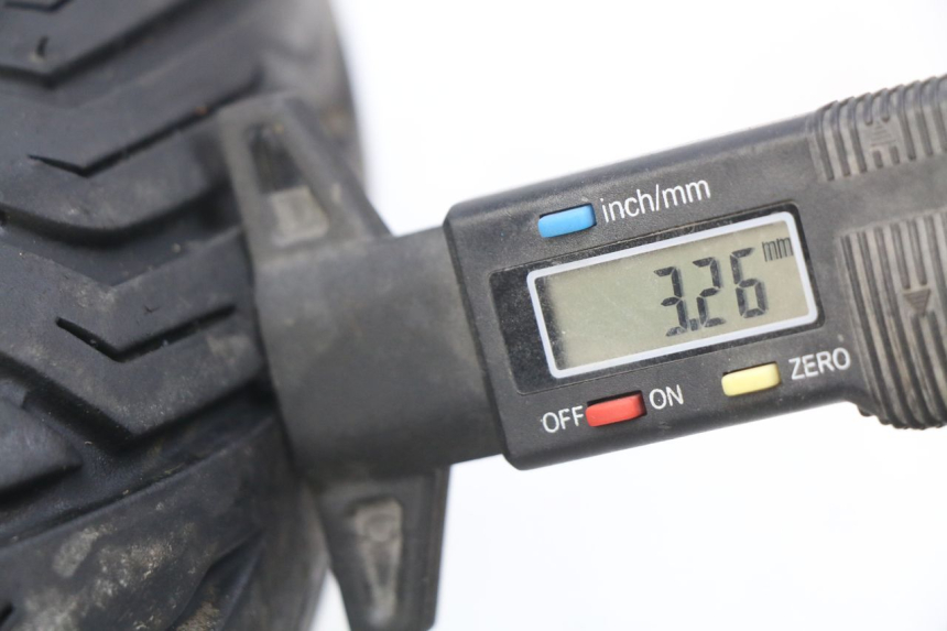 photo de OBRĘCZ PRZEDNIA PIAGGIO VESPA LX 125 (2005 - 2010) - Szczegół części