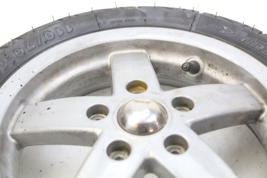 photo de OBRĘCZ PRZEDNIA PIAGGIO VESPA LX 125 (2005 - 2010) - Zbliżenie techniczne