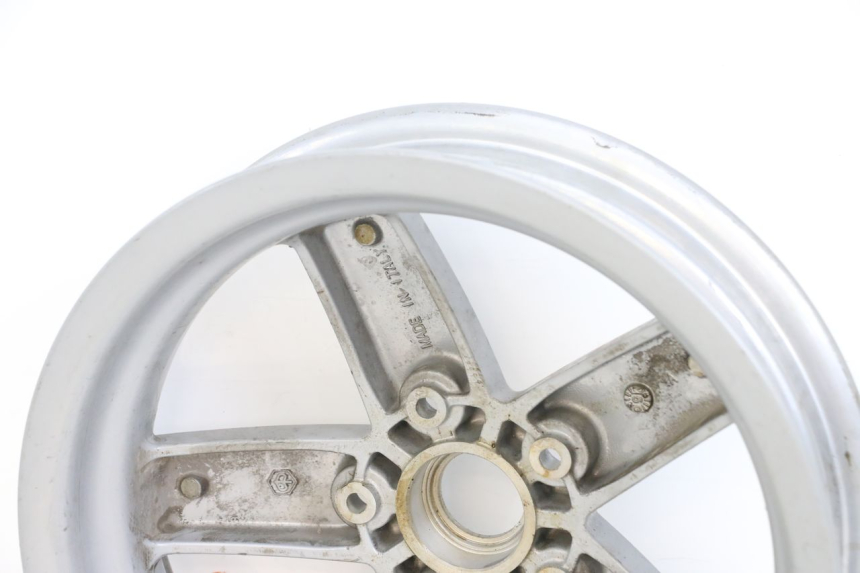 photo de OBRĘCZ PRZEDNIA PIAGGIO VESPA LX 125 (2005 - 2010) - Inny kąt widzenia