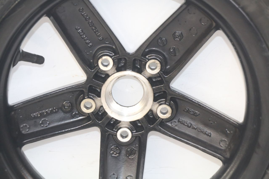 photo de OBRĘCZ PRZEDNIA PIAGGIO VESPA S 2T 50 (2007 - 2014) - Oznaczenia i referencje