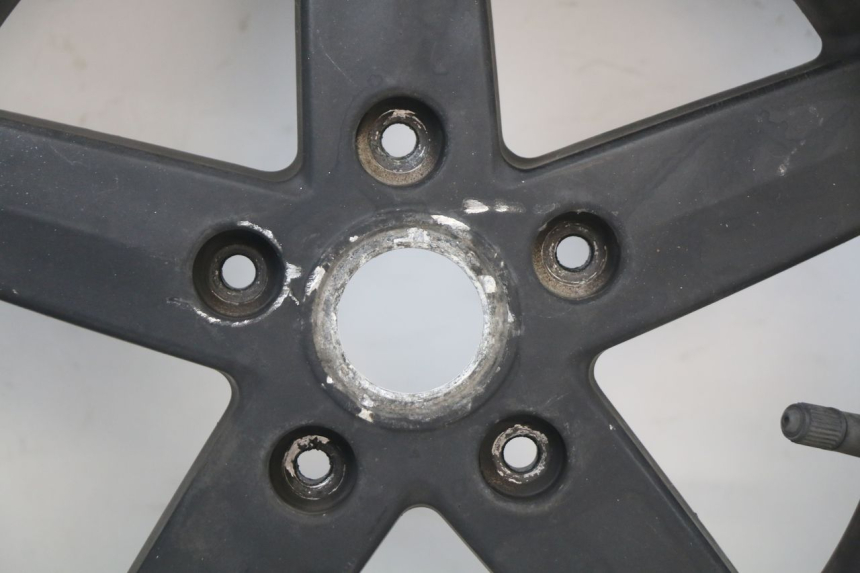 photo de OBRĘCZ PRZEDNIA PIAGGIO VESPA S 2T 50 (2007 - 2014) - Inny kąt widzenia