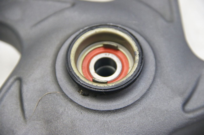 photo de OBRĘCZ PRZEDNIA HONDA VISION NSC R 50 (2013 - 2015) - Zoom stanu zużycia