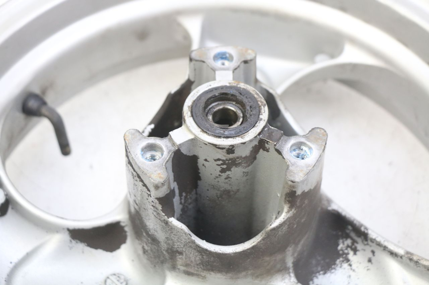 photo de OBRĘCZ PRZEDNIA KYMCO VITALITY 2T 50 (2004 - 2010) - Szczegóły charakterystyczne