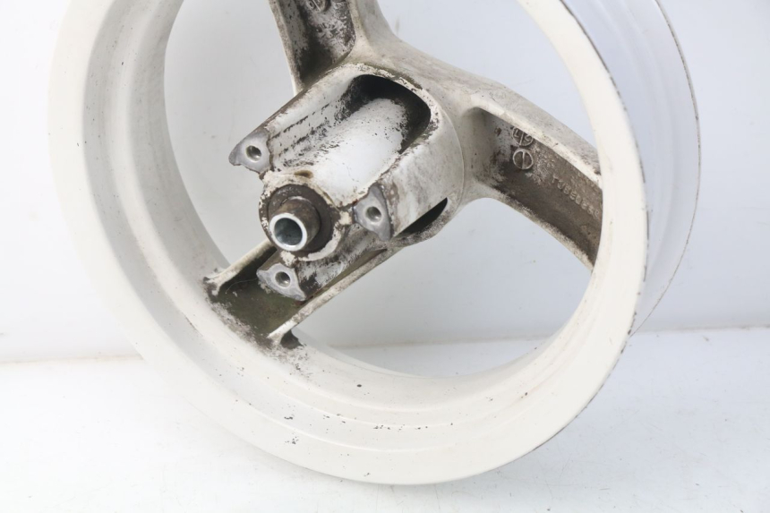 photo de OBRĘCZ PRZEDNIA PEUGEOT VIVACITY NEW 4T 50 (2008 - 2017) - Stan powierzchni