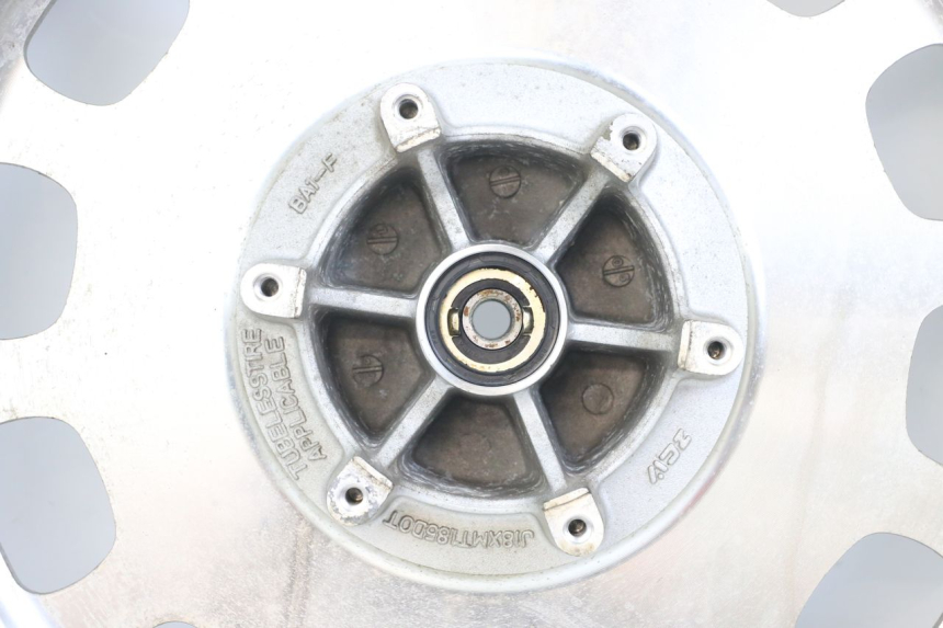 photo de OBRĘCZ PRZEDNIA DAELIM VL DAYSTAR 125 (2000 - 2011) - Widok z bliska