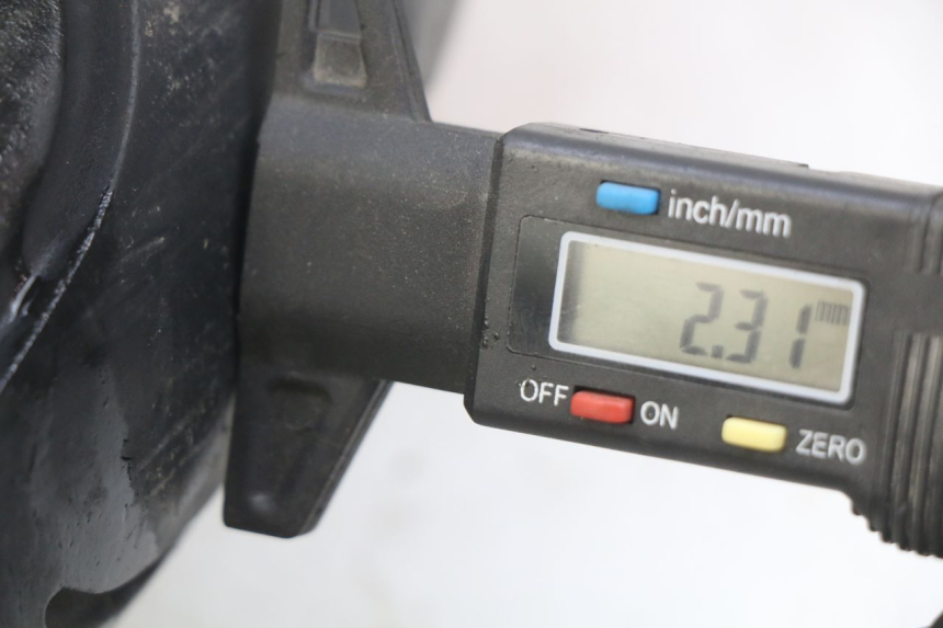 photo de OBRĘCZ PRZEDNIA HONDA VT C SHADOW 125 (1999 - 2007) - Szczegół części