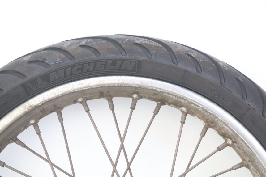 photo de OBRĘCZ PRZEDNIA HONDA VT C SHADOW 125 (1999 - 2007) - Widok z bliska