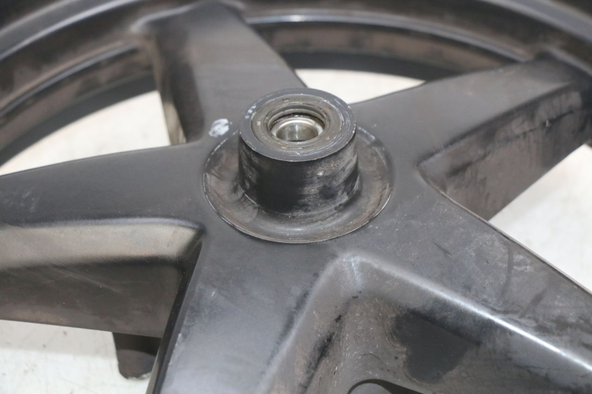 photo de OBRĘCZ PRZEDNIA YAMAHA X-MAX XMAX 125 (2010 - 2013) - Inny kąt widzenia