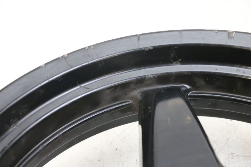 photo de OBRĘCZ PRZEDNIA YAMAHA X-MAX XMAX 250 (2006 - 2009) - Widok z bliska