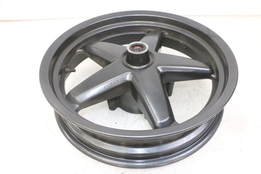 photo de OBRĘCZ PRZEDNIA YAMAHA X-MAX XMAX 125 (2010 - 2013) - Zbliżenie komponentów