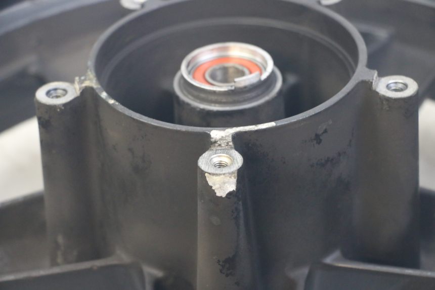 photo de OBRĘCZ PRZEDNIA YAMAHA X-MAX XMAX 125 (2010 - 2013) - Alternatywny kąt