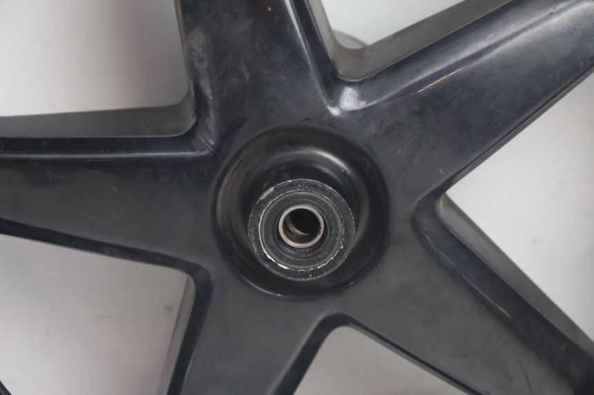 photo de OBRĘCZ PRZEDNIA YAMAHA X-MAX XMAX 125 (2010 - 2013) - Inny kąt widzenia