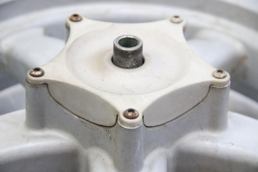 photo de OBRĘCZ PRZEDNIA PIAGGIO X8 125 (2004 - 2007) - Zbliżenie techniczne