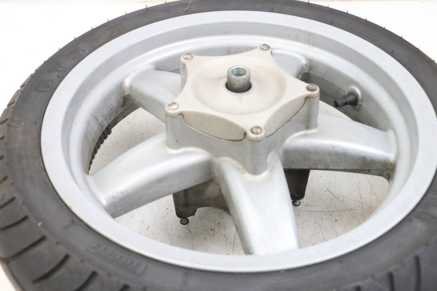 photo de OBRĘCZ PRZEDNIA PIAGGIO X8 125 (2004 - 2007) - Punkty mocowania