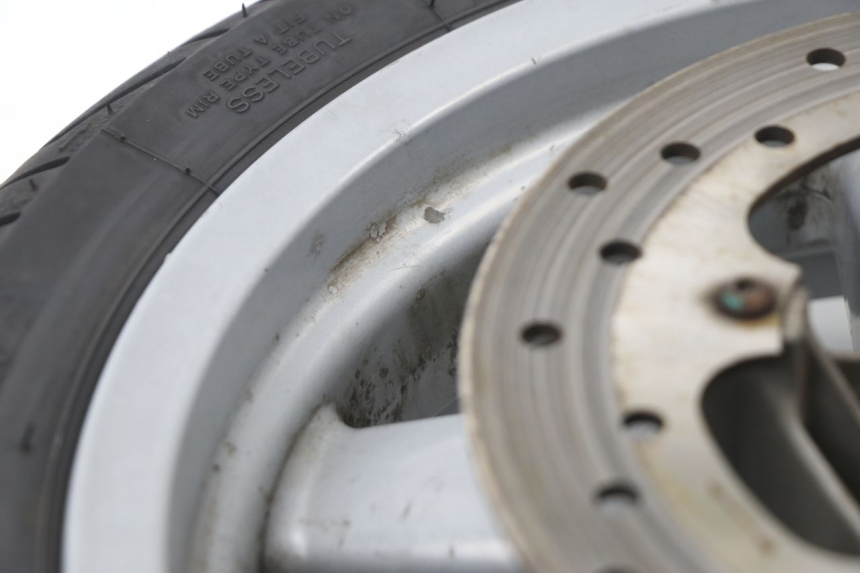 photo de OBRĘCZ PRZEDNIA PIAGGIO X9 EVOLUTION 250 (2003 - 2007) - Stan powierzchni