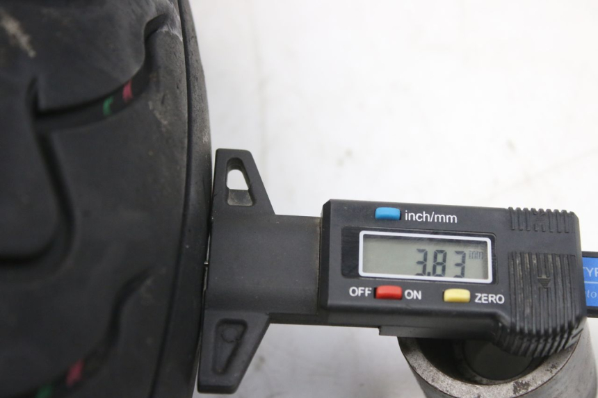 photo de OBRĘCZ PRZEDNIA PIAGGIO X9 EVOLUTION 250 (2003 - 2007) - Widok z bliska