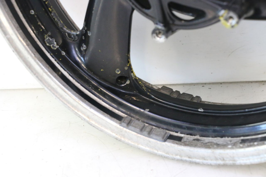photo de PRZEDNIA FELGA YAMAHA XJR 1300 (1998 - 2002) - Kontrola wizualna