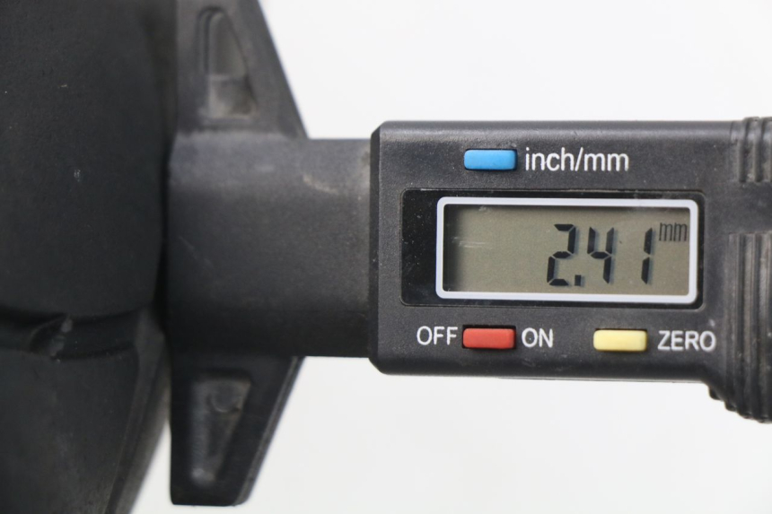 photo de OBRĘCZ PRZEDNIA HONDA XLV VARADERO 125 (2000 - 2006) - Szczegół części