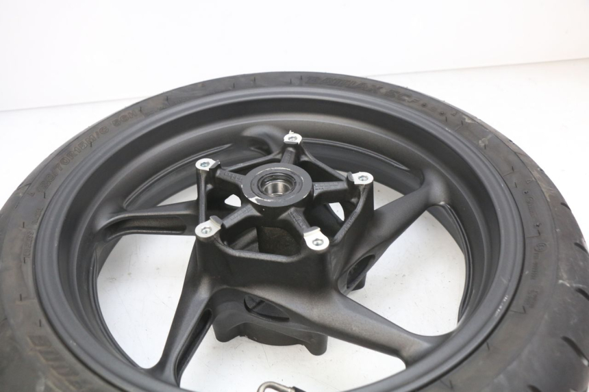 photo de OBRĘCZ PRZEDNIA YAMAHA XP T-MAX TMAX ABS 530 (2012 - 2015) - Punkty mocowania