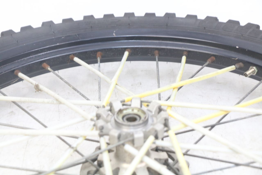 photo de OBRĘCZ PRZEDNIA PEUGEOT XP6 50 (2006 - 2011) - Inny kąt widzenia