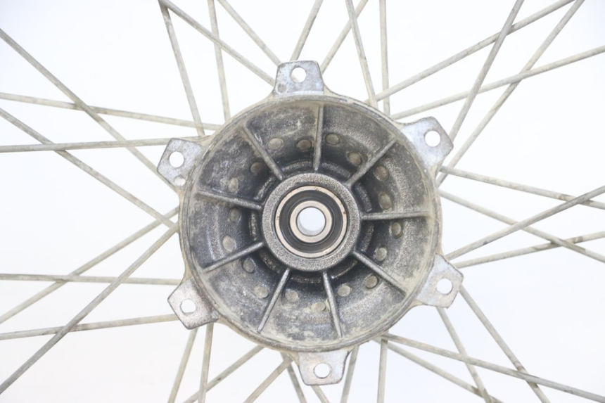 photo de OBRĘCZ PRZEDNIA PEUGEOT XP6 50 (1997 - 2003) - Widok z bliska