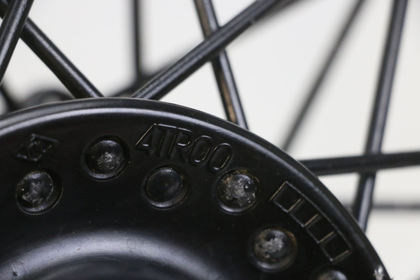 photo de OBRĘCZ PRZEDNIA YAMAHA XVS DRAG STAR DRAGSTAR 650 (1997 - 2007) - Szczegół części