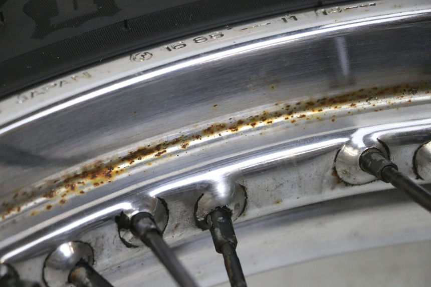 photo de OBRĘCZ PRZEDNIA YAMAHA XVS DRAG STAR DRAGSTAR 650 (1997 - 2007) - Widok ogólny