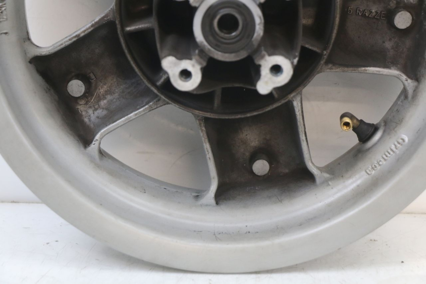 photo de OBRĘCZ PRZEDNIA YAMAHA YP MAJESTY 125 (2002 - 2006) - Stan powierzchni