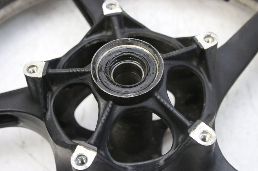 photo de OBRĘCZ PRZEDNIA YAMAHA YZF R1 1000 (2007 - 2008) - Widok ogólny