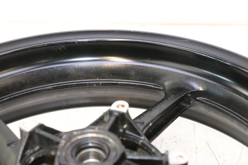 photo de OBRĘCZ PRZEDNIA YAMAHA YZF R6 600 (2008 - 2009) - Oznaczenia i referencje