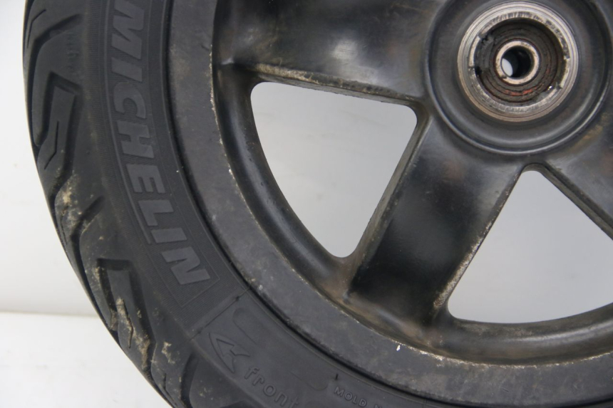 photo de OBRĘCZ PRZEDNIA PIAGGIO ZIP 2T 50 (2009 - 2019) - Zbliżenie techniczne