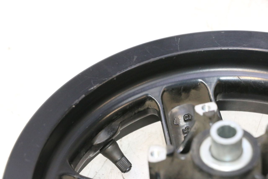 photo de PRZEDNIE KOŁO PIAGGIO ZIP IGET 4T 50 (2021 - 2023) - Oznaczenia i referencje