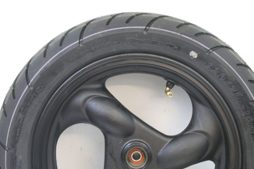 photo de OBRĘCZ PRZEDNIA I OPONA KYMCO AGILITY 4T 50 (2005 - 2018) - Zoom stanu zużycia