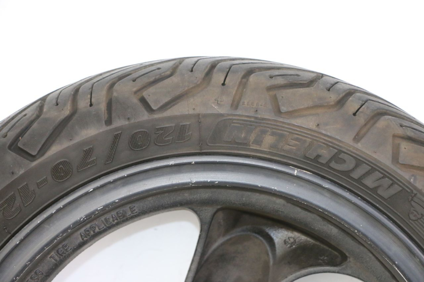 photo de OBRĘCZ PRZEDNIA I OPONA KYMCO AGILITY 4T 50 (2005 - 2018) - Szczegóły charakterystyczne