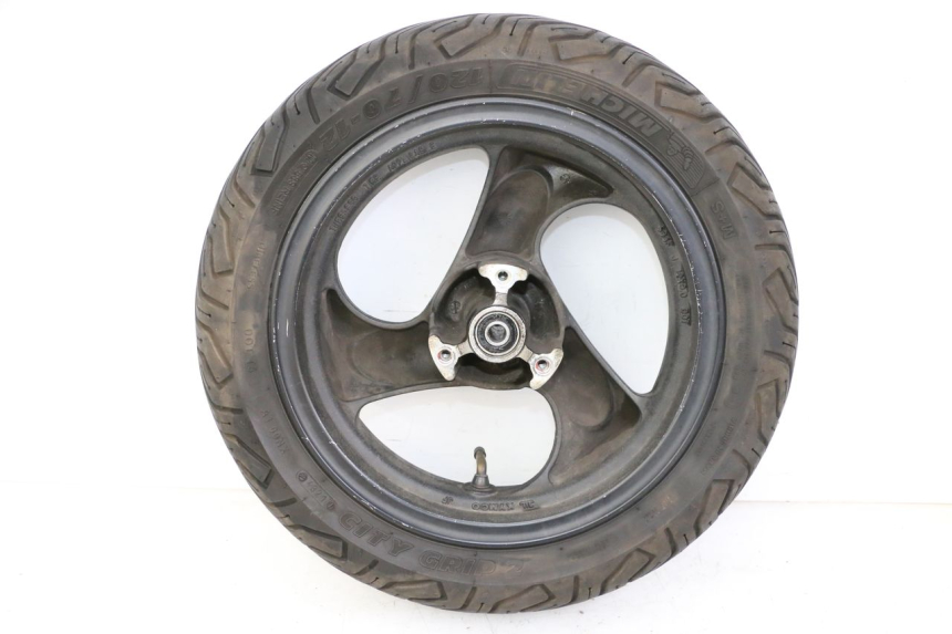 photo de OBRĘCZ PRZEDNIA I OPONA KYMCO AGILITY 4T 50 (2005 - 2018) - Oznaczenia i referencje