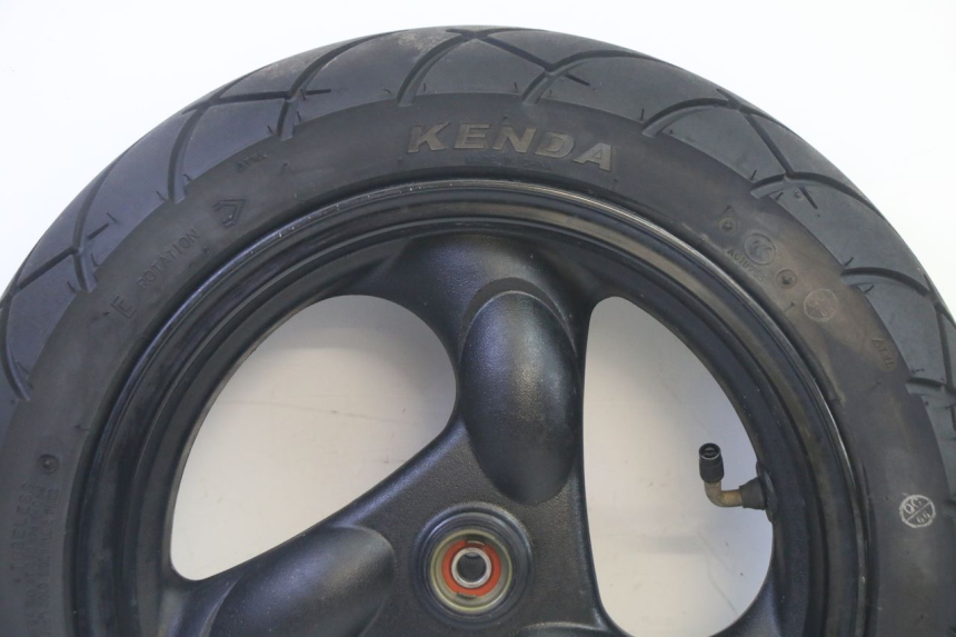 photo de OBRĘCZ PRZEDNIA I OPONA KYMCO AGILITY 4T 50 (2018 - 2022) - Szczegół części