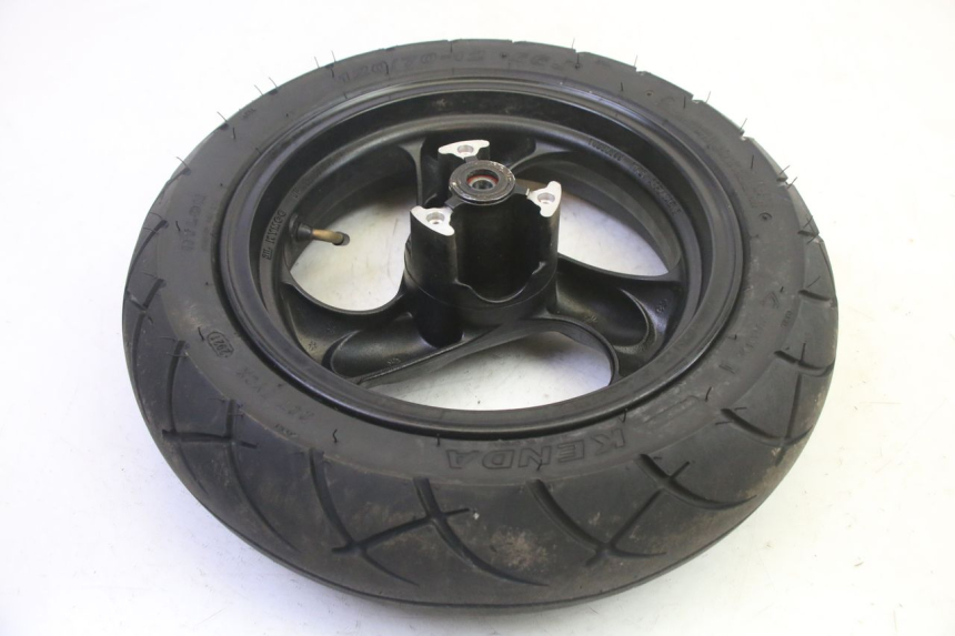 photo de OBRĘCZ PRZEDNIA I OPONA KYMCO AGILITY 4T 50 (2018 - 2022) - Oznaczenia i referencje