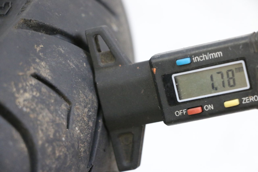 photo de OBRĘCZ PRZEDNIA I OPONA MBK BOOSTER SPIRIT 50 (2004 - 2017) - Szczegół części