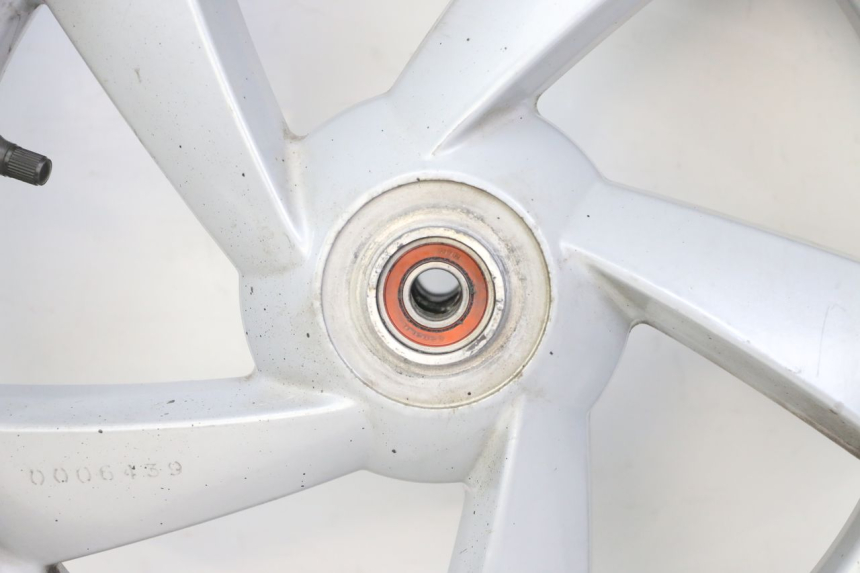 photo de OBRĘCZ PRZEDNIA I OPONA PEUGEOT CITYSTAR 50 (2013 - 2017) - Oznaczenia i referencje