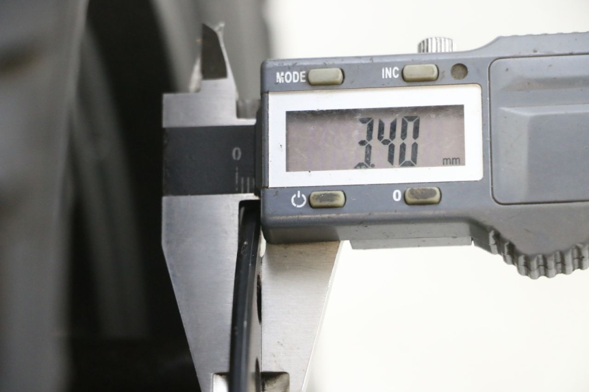 photo de OBRĘCZ PRZEDNIA I OPONA LONGJIA DIGITA 4T 50 (2019 - 2022) - Szczegół części