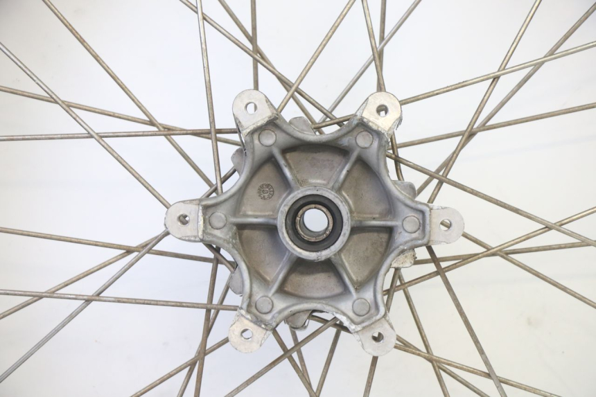 photo de OBRĘCZ PRZEDNIA I OPONA APRILIA ETX 125 (1998 - 2002) - Widok produktu